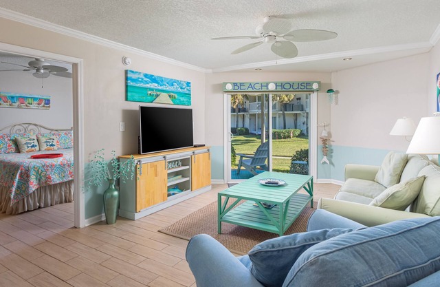 Bright and Fun Beach Themed Condo - in der kleinen Sabine Bay