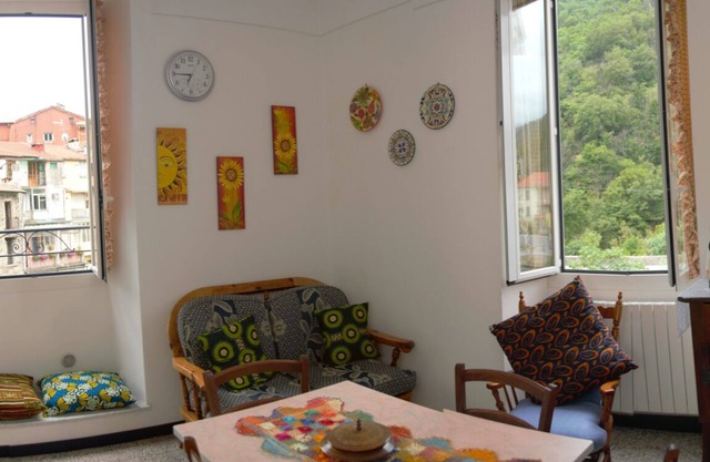 Helle und einladende Wohnung im historischen Zentrum von Pieve di Teco