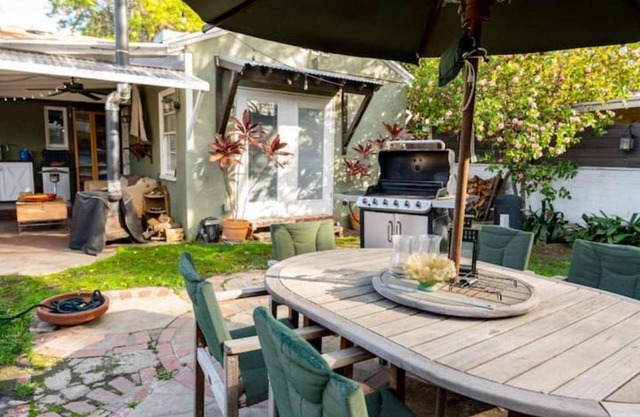 Bright Comfortable Home in Van Nuys