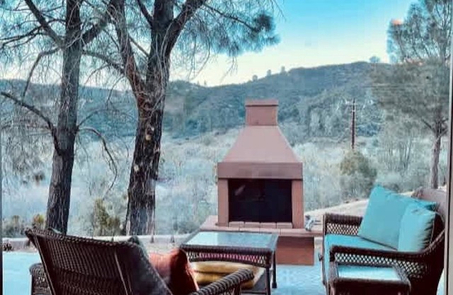 Bright Family Getaway Mountain Views Outdoor Living