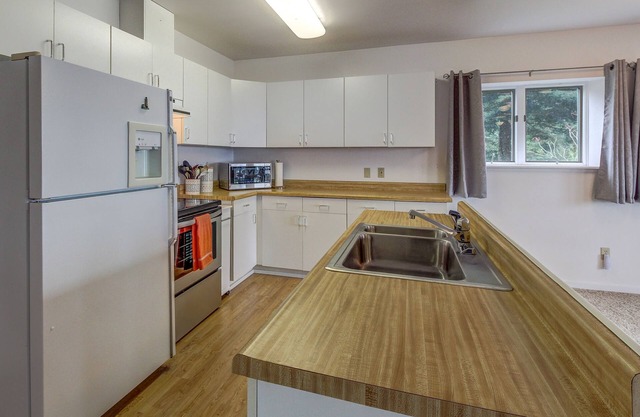 Heller Kurzurlaub mit Blick auf das Wasser, privater Whirlpool und Lage zum Strand!
