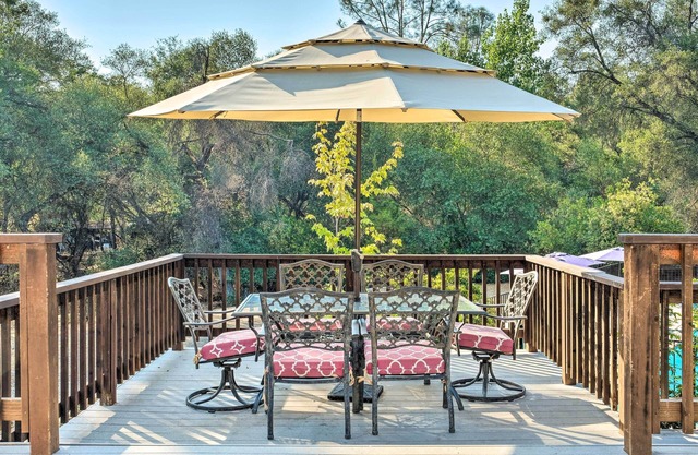 NEU! "Gold Country" -Haus mit Pool, Whirlpool und Feuerstelle