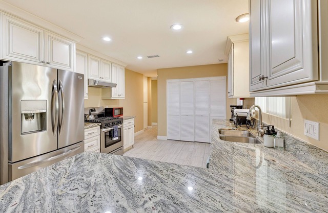 NEW! Bright Lake Elsinore House w/ Mtn & Lake View