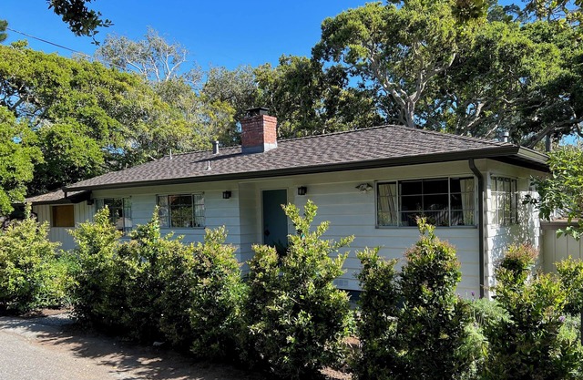 Bright mid-century 2/2 cottage in a quiet, convenient Carmel location!