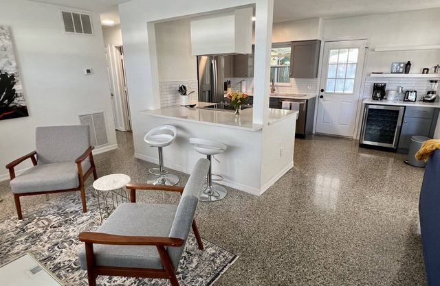 Bright, Modern, Beautiful Home in St Pete w/ Patio & Fire Pit