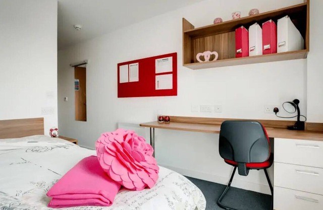 Bright Room in Birmingham