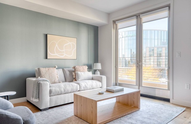 Bright San Mateo 2BR w/ Gym, Pool & W/D, nr Town Sq mall, by Blueground