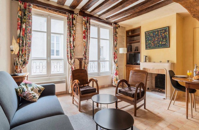 Latin Quarter Luminous Studio with View