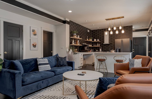 Built for coffee & pet lovers!