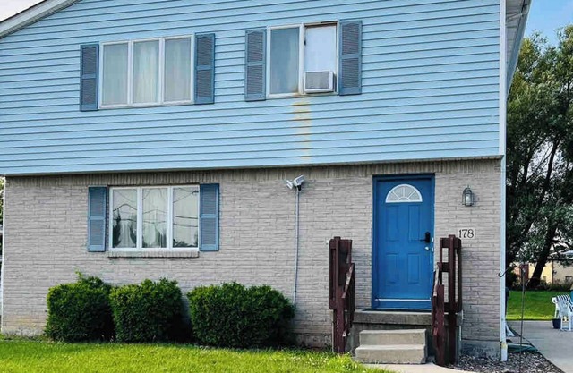 Bring the whole family to this great place with lots of room for fun. 5m bills S