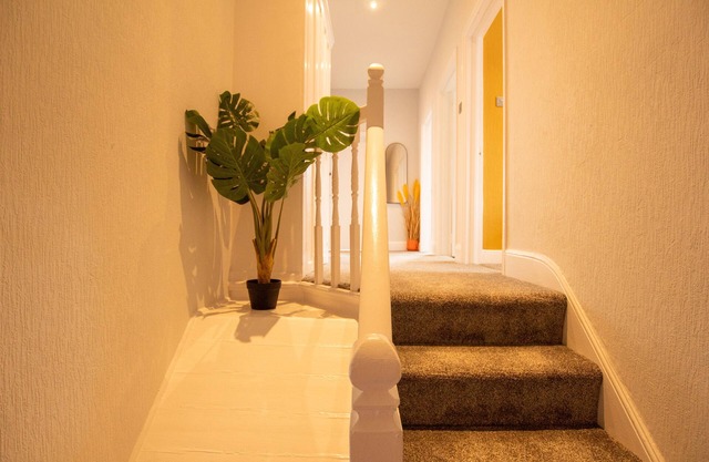 Britannia Apartment - a house that sleeps 6 guests in 2 bedrooms