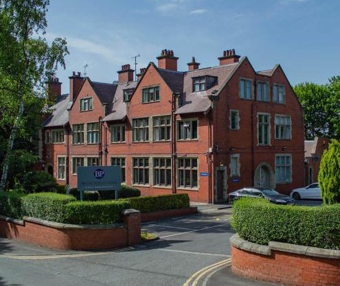 Broadfield Park Hotel