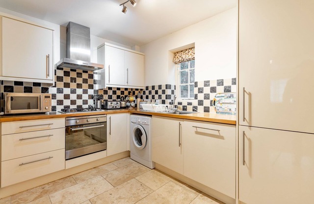 Broads Reach | Holiday home by the Norfolk Broads!