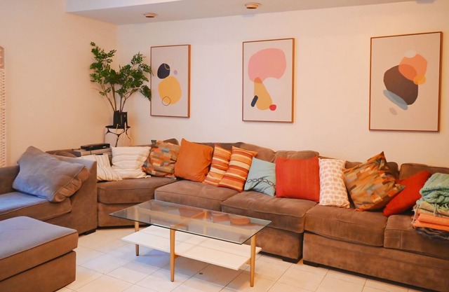Brooklyn Gem: 3-Bed Retreat | Best for Travelers!