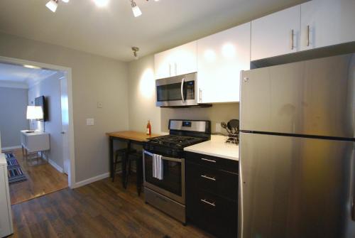 Brookwood Courtyard by BCA Furnished Apartments BCC1B 03 C