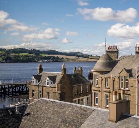 Broughty Ferry Riverview Apt -3 bedroom -Sleeps 6