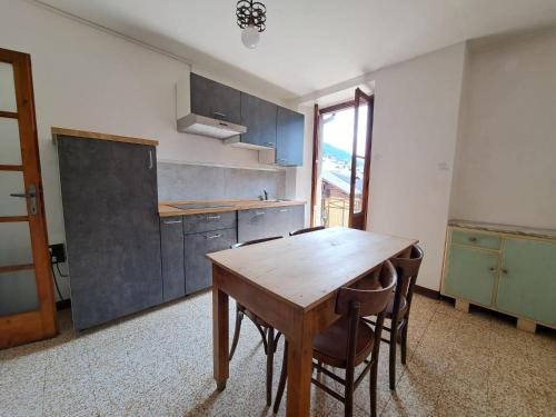 Brown Dolomyte Apartment