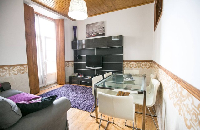 Brya Black Apartment, Wifi, historisch