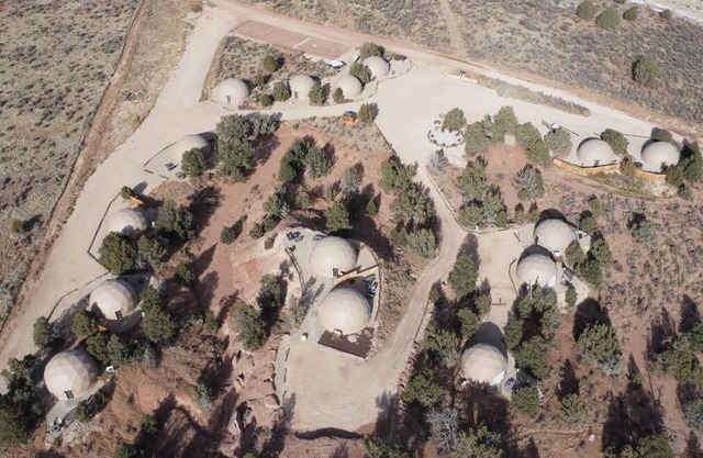 Bryce Glamp And Camp