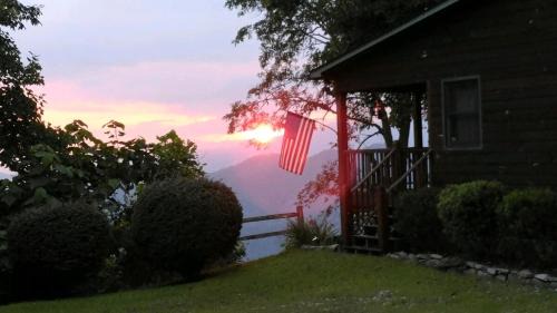 Bryson City-Spectacular Views-Heaven's Gate