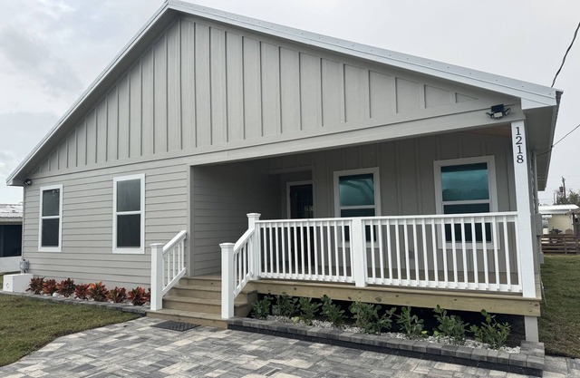 Buckhead Cabin Retreat, Brand New Canal front Cabin with Lake O Access