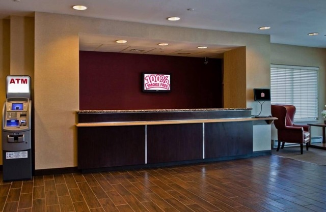 Budget-Friendly Comfort! FREE Parking, Near Old Ship Street Historic District!