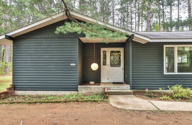 Budget friendly Sayner Cabin!