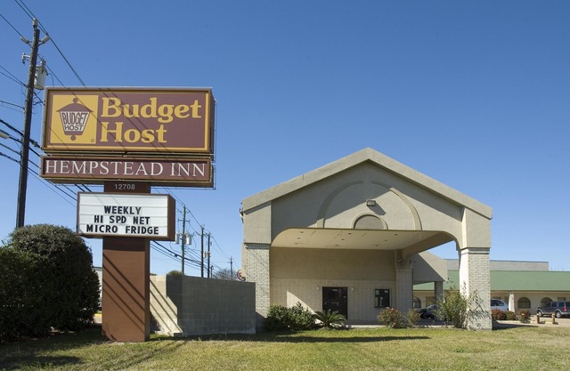 Budget Host, Hempstead Inn