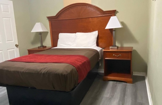 Budget Inn Express