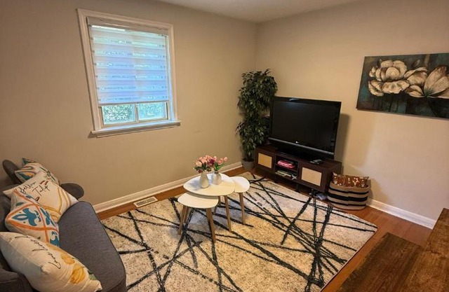 Budget Stay For Travellers to Canada Wonderland,Toronto