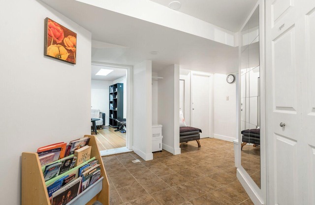 Bright Basement near Airport, UBC, Downtown in Vancouver