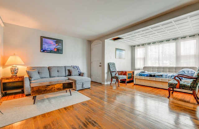 Buffalo Apartment: 6 Mi to Downtown Attractions!