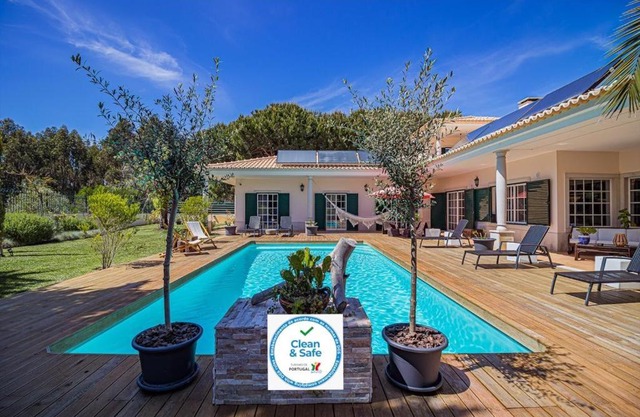 Buganvilias Do Meco Guest house