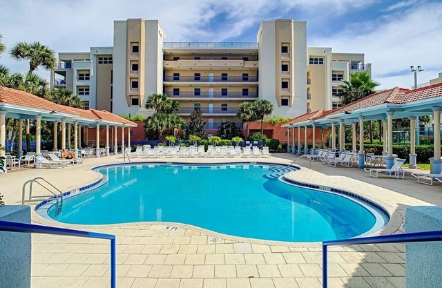 3 bed-2 bath condo-new Smyrna beach Florida