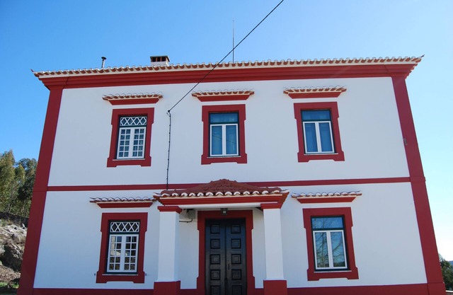 Serra da Almond Gebäude