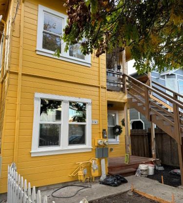 Bumblebee House