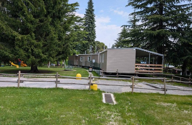 Bungalow 'Casa Mobile 7' mit privater Terrasse, Gemeinschaftsgarten und Klimaanlage