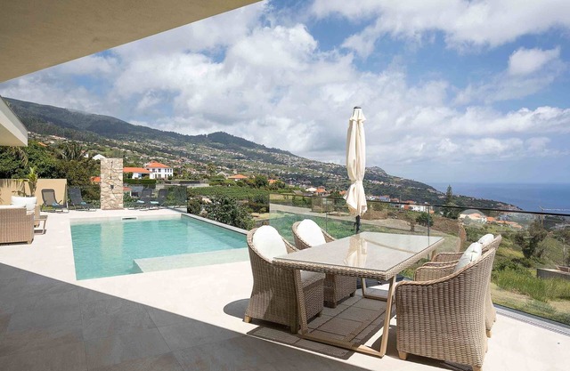 Bungalow für 8 Gäste mit 150m² in Estreito da Calheta (175507)