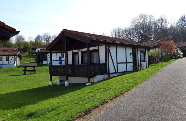 Bungalow für 4 Gäste mit 52m² in Dipperz (242489)