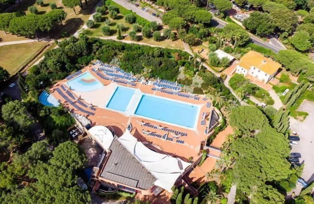 Bungalow in San Vincenzo mit Sun-Dusche