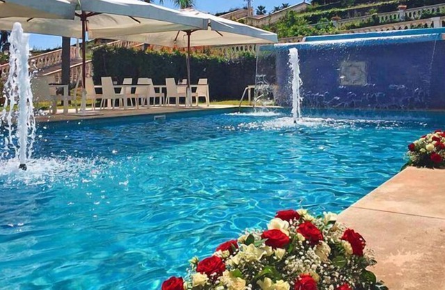 Bungalow in Santa Venerina mit Garten