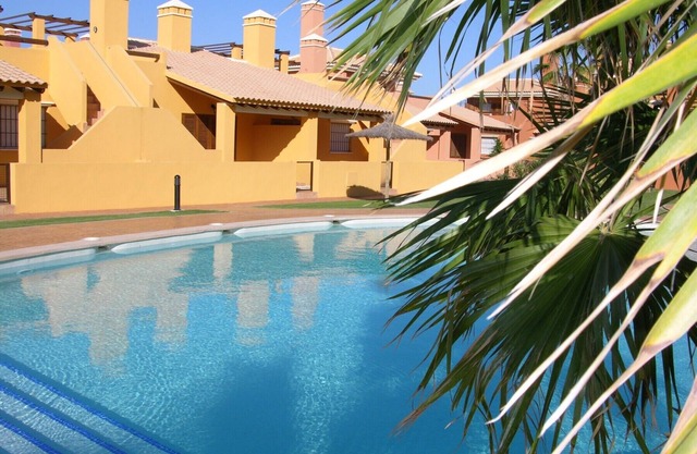 Bungalow mit Terrasse und privater Terrasse, gratis WiFi, Gemeinschaftspool