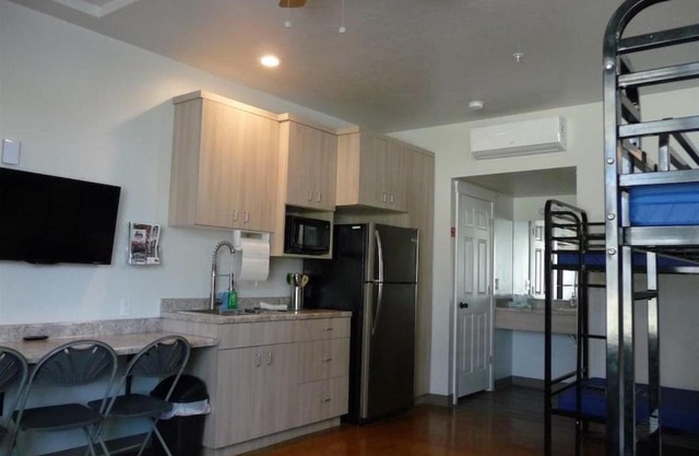 Bunkhouse 3A With Cold AC