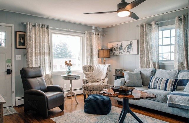 'Burg Bungalow in the ❤ of Lewisburg behind WVSOM