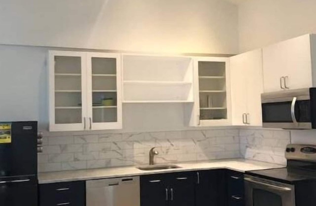 Burlington South End 1 bdr/1ba Private Suite