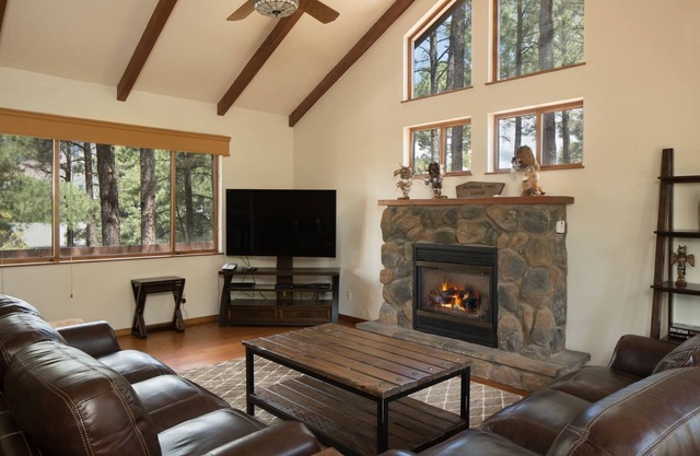 Burning Tree Lodge - Forest Views, Fire Pit, AC | Pet and Family Friendly