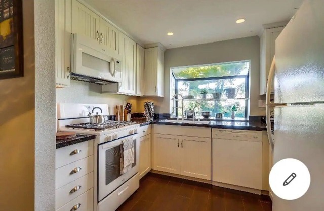 Business Executive Suites and Home Sweet Home