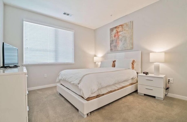 Business Traveler Friendly | Coporate Suites | Menlo Park