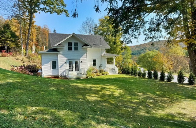 Butler House Vacation in the lap of luxury in Morris NY ~ HEATED SALTWATER POOL
