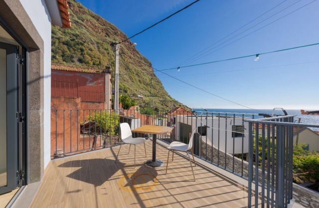 Buzio Apartment in Jardim do Mar Beach